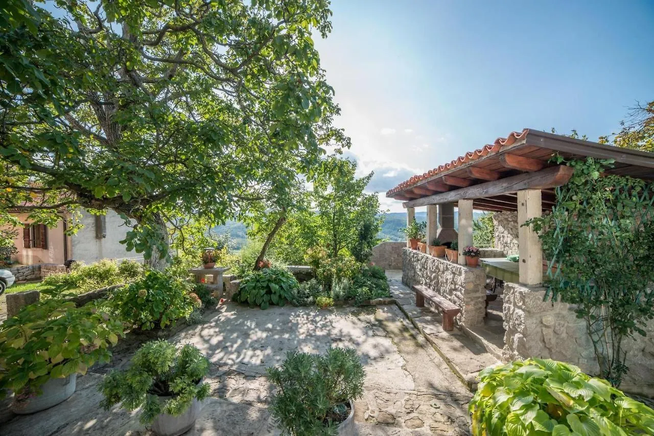 Roč Apartment Pud Oreh 306